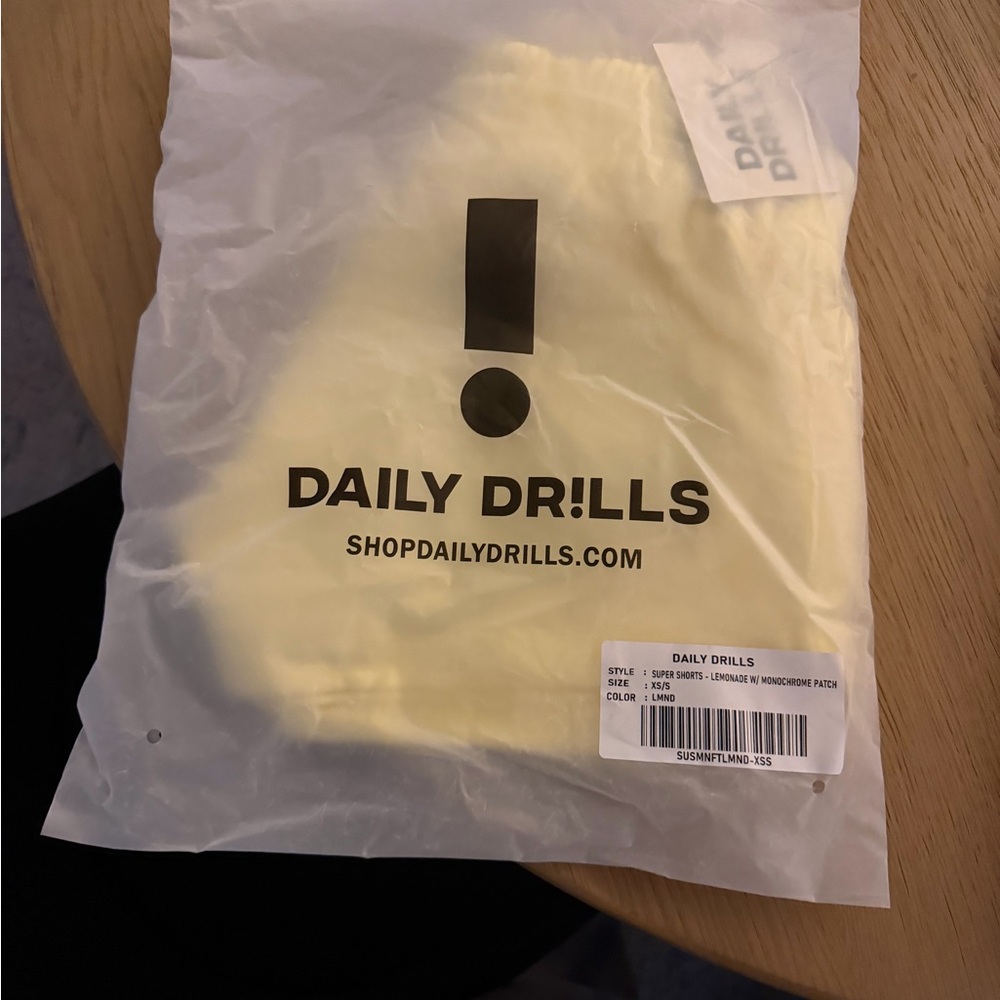 Daily Drills Lemonade Super Shorts